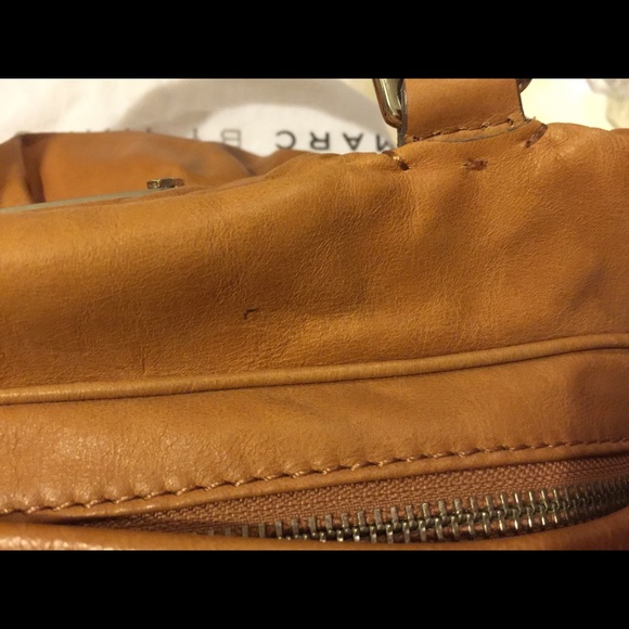 MARC BY MARC JACOBS Classic Leather Bag - Picture 9 of 16